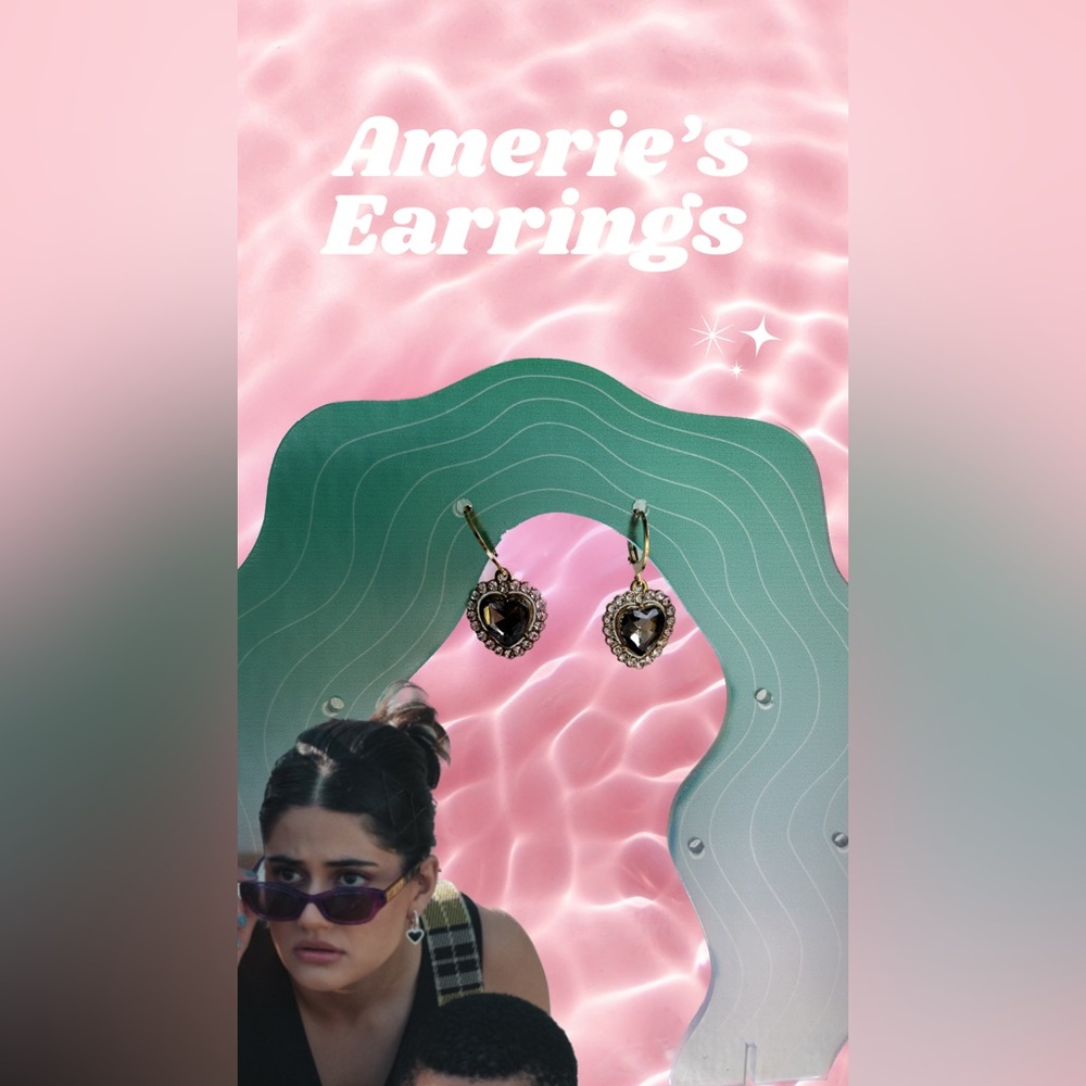 ⭐️ Amerie’s crystal heart huggie earrings
